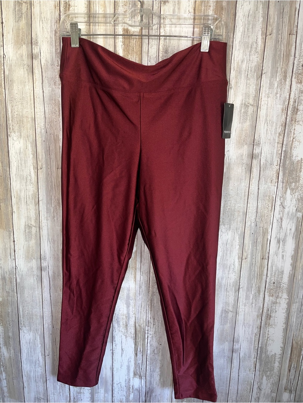 NWT Torrid Zinfandel Burgundy Ruched Back Shine Leggings Size 1 14/16